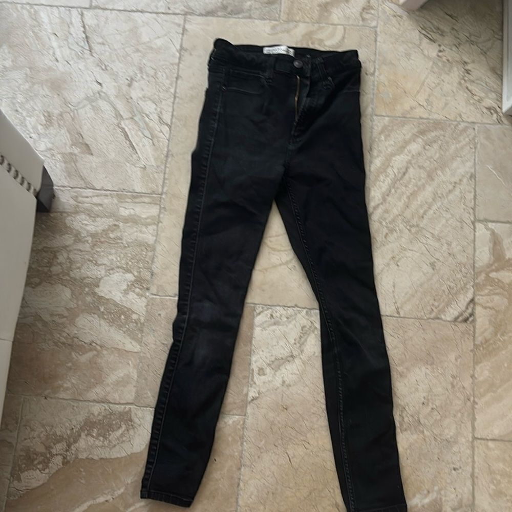 Abercrombie and fitch high rise super skinny ankle black jeans sz 25 / 0 S
